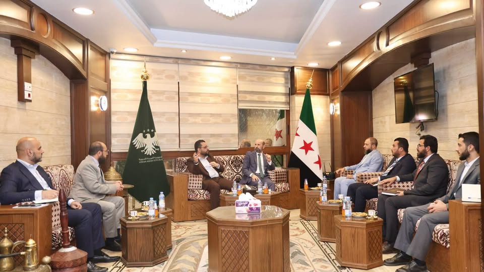 وزير الزراعة يبحث مع محافظ الرقة تحديات القطاع الزراعي وتسويق الإنتاج